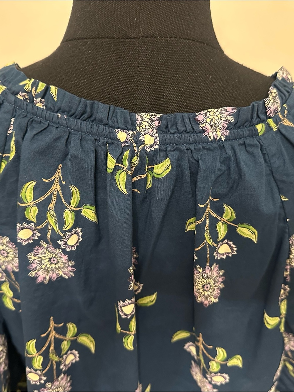 Old Navy Floral Peasant Top Tassel Tie Flutter Sleeve Boho Medium - Picture 6 of 8